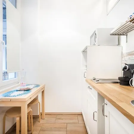 1066 O U 46 Apartment Budapest